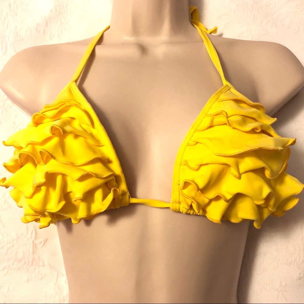 Bikini Top Size Medium - image 1